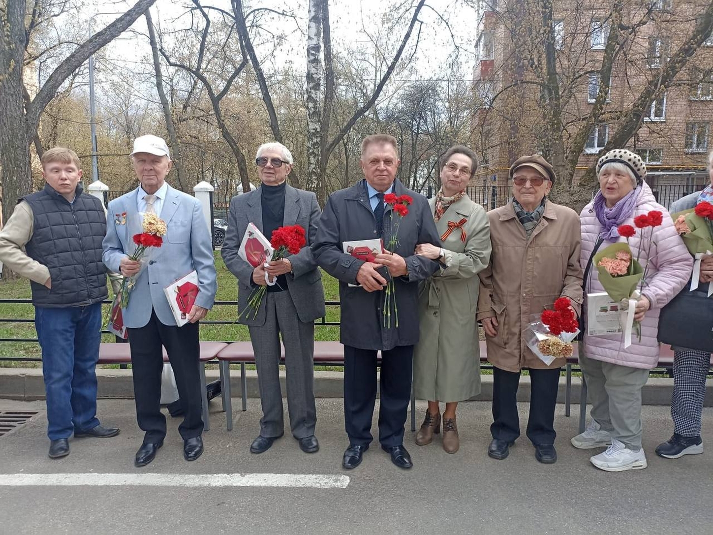 СИРЕНЬ ПОБЕДЫ РАСЦВЕТЁТ НА СОКОЛЕ! - Совет Ветеранов войны и труда