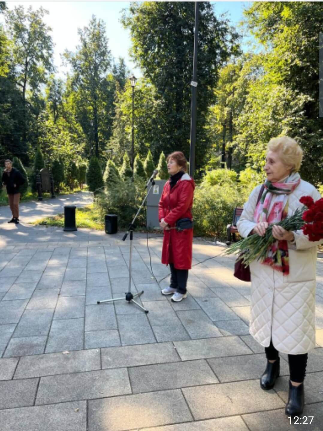 В ДЕНЬ ГОРОДА ПОЧТИЛИ ПАМЯТЬ ЗАЩИТНИКОВ МОСКВЫ - Совет Ветеранов войны и  труда